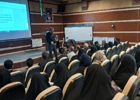 حجت‌الاسلام کرمی: کارگاه تدبر در قرآن کریم در گیلانغرب برگزار شد